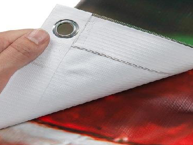  三台喷绘和刀刮布的工艺区别。