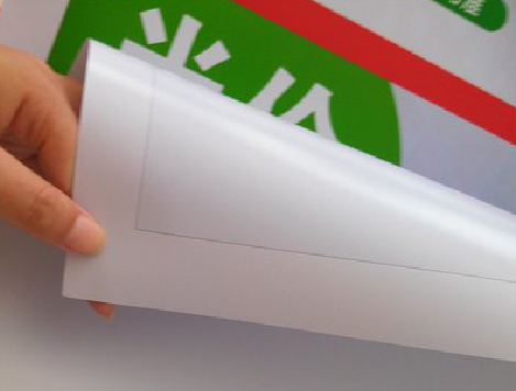  三台车贴和背胶有什么区别？